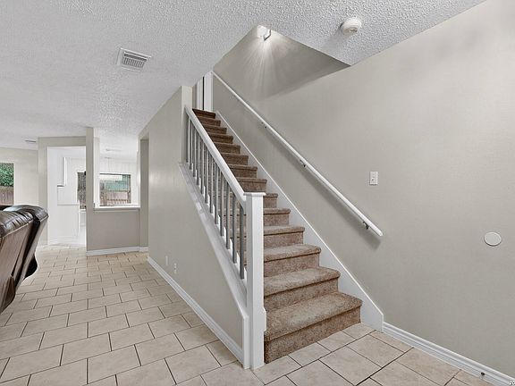 5th image of 11329 REDLANDS PARK DR