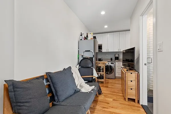 Rented by Dalan Rentals | media 8