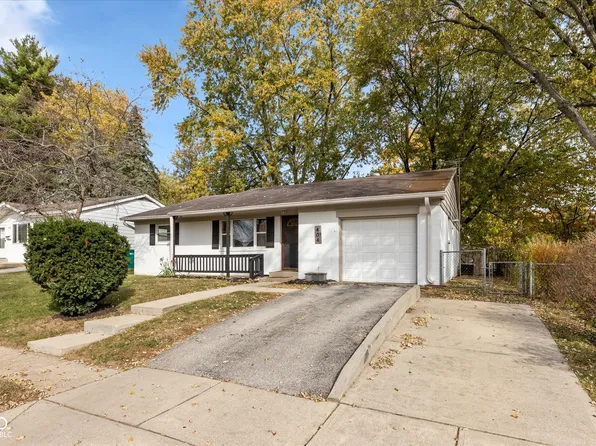 404 Hickory Ln, Plainfield, IN 46168