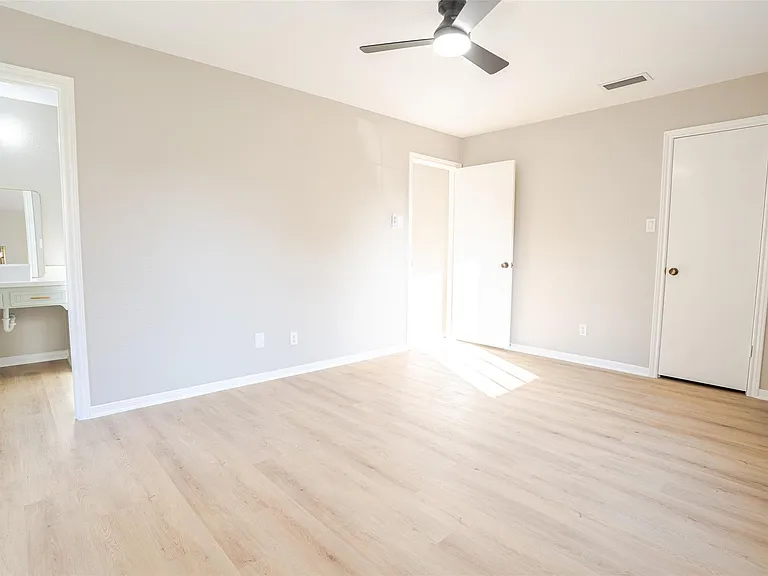 1601 Westwind Dr — Photo 22