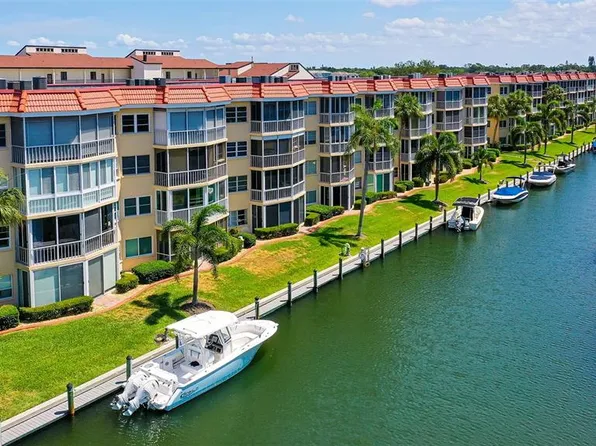 1300 N Portofino Dr APT 103, Sarasota, FL 34242