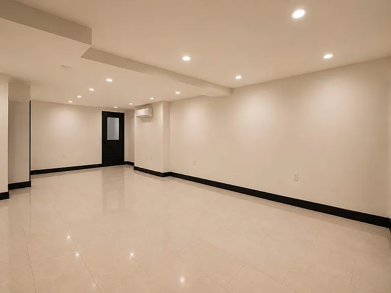 753 Putnam Ave #1 — Photo 9