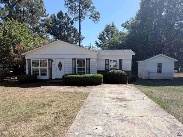 530 Ochlahatchee Dr, Perry, GA 31069