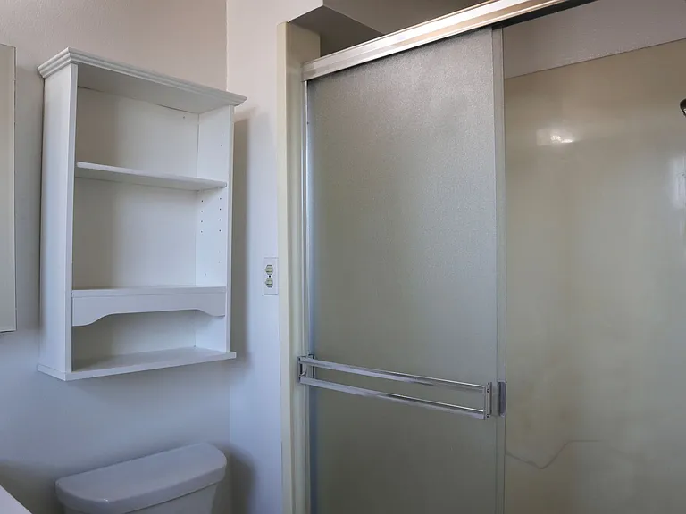 5138 Eggers Dr — Photo 17