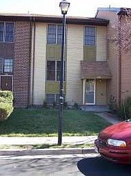 1st image of 926 Branch Dr