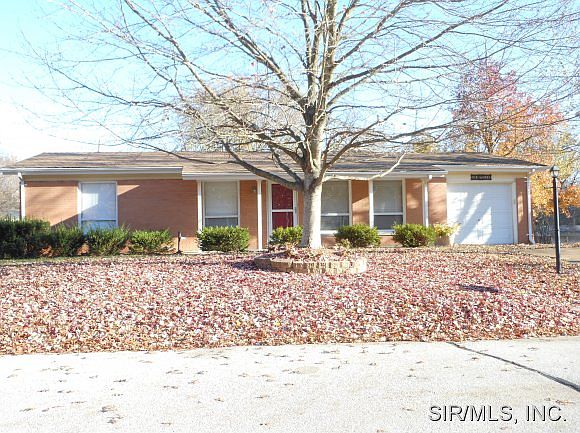 1st image of 319 Laurel Dr