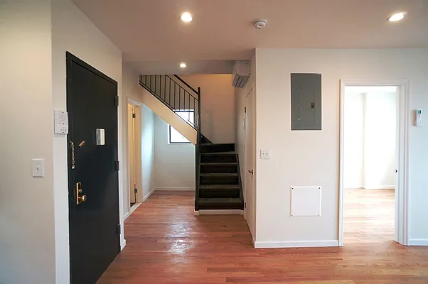 Rented by Corcoran | media 16