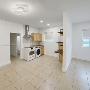 1021 NW 3rd St APT 106, Miami, FL, 33128