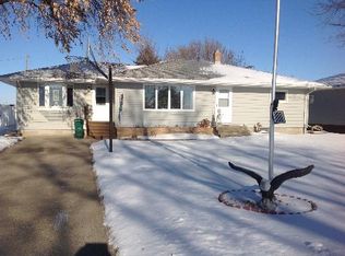 110 E Saint Peter Ave, Graceville, MN 56240