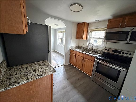 2nd image of 334 S 17th Ave