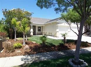 2nd image of 1608 Lemontree Rd