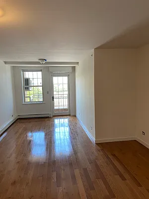 Rented by Astoria Property Services, LLC | media 7