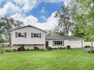 2064 Bellevue Dr, Fort Wayne, IN 46825