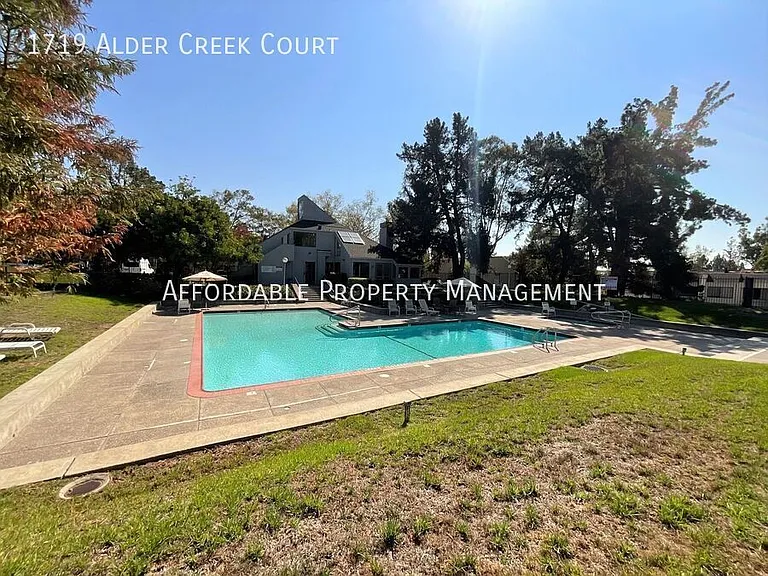 1719 Alder Creek Ct — Photo 12