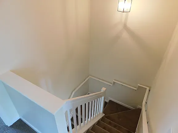 530 Candida Dr — Photo 9