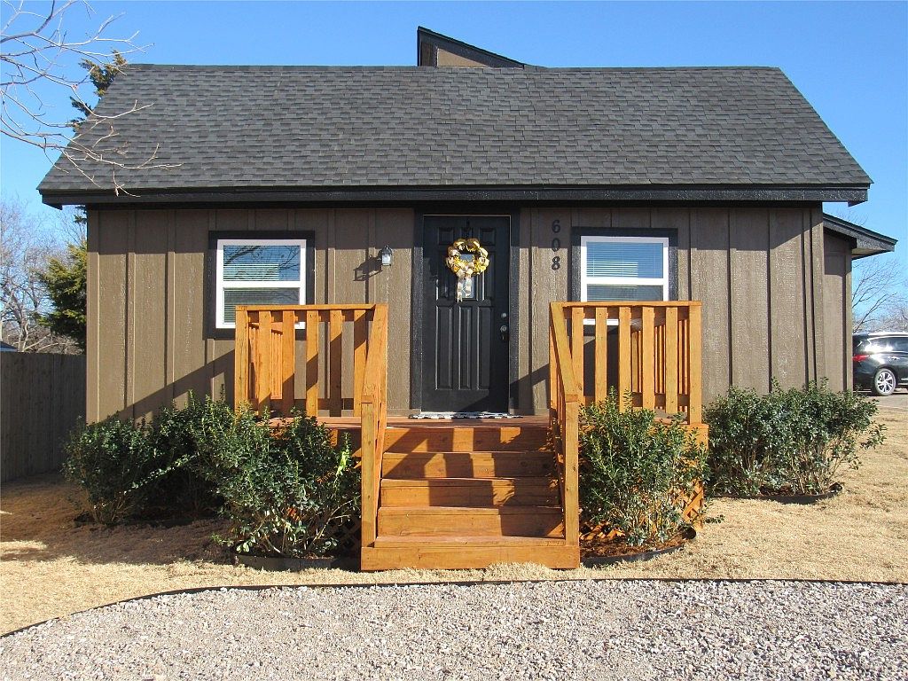 608 Cedar St, Wellston, OK 74881 Zillow