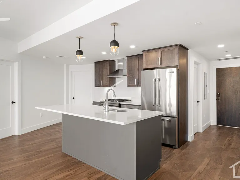 24 Hichborn St #1A — Photo 3