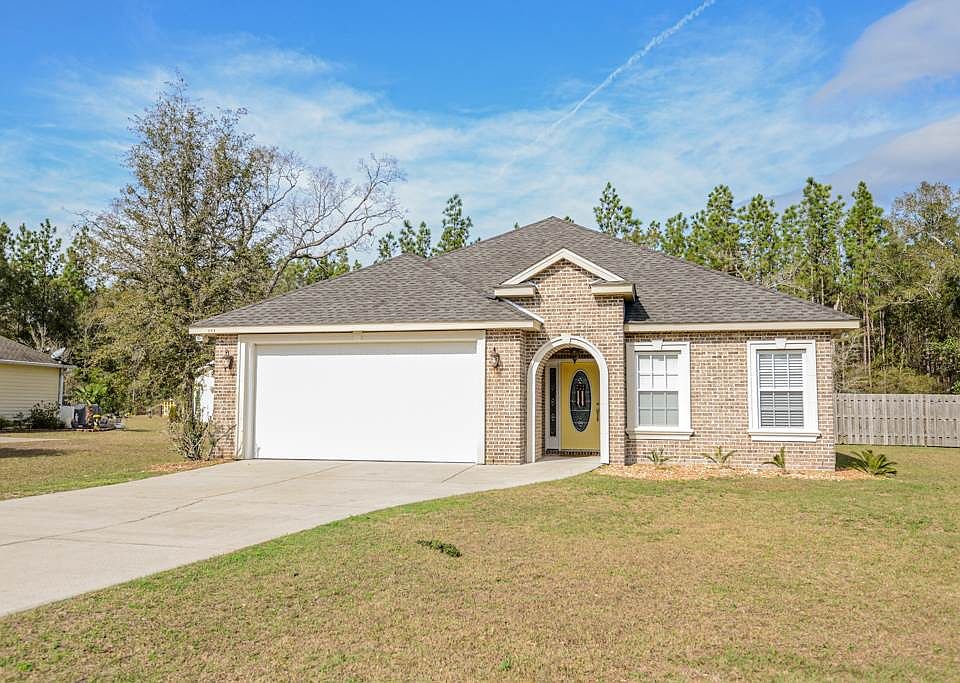 1st image of 153 Savannah Forest Cir