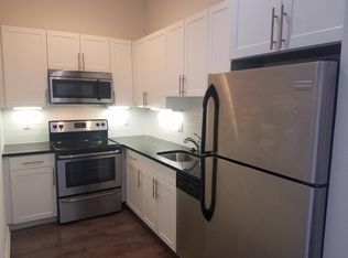 710 Chestnut St #402, Philadelphia, PA 19106