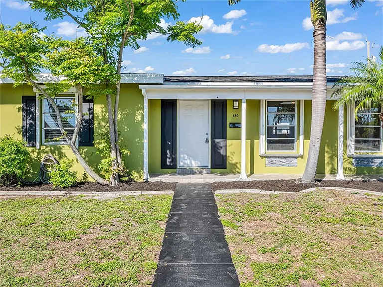 640 Dalton Blvd — Photo 2
