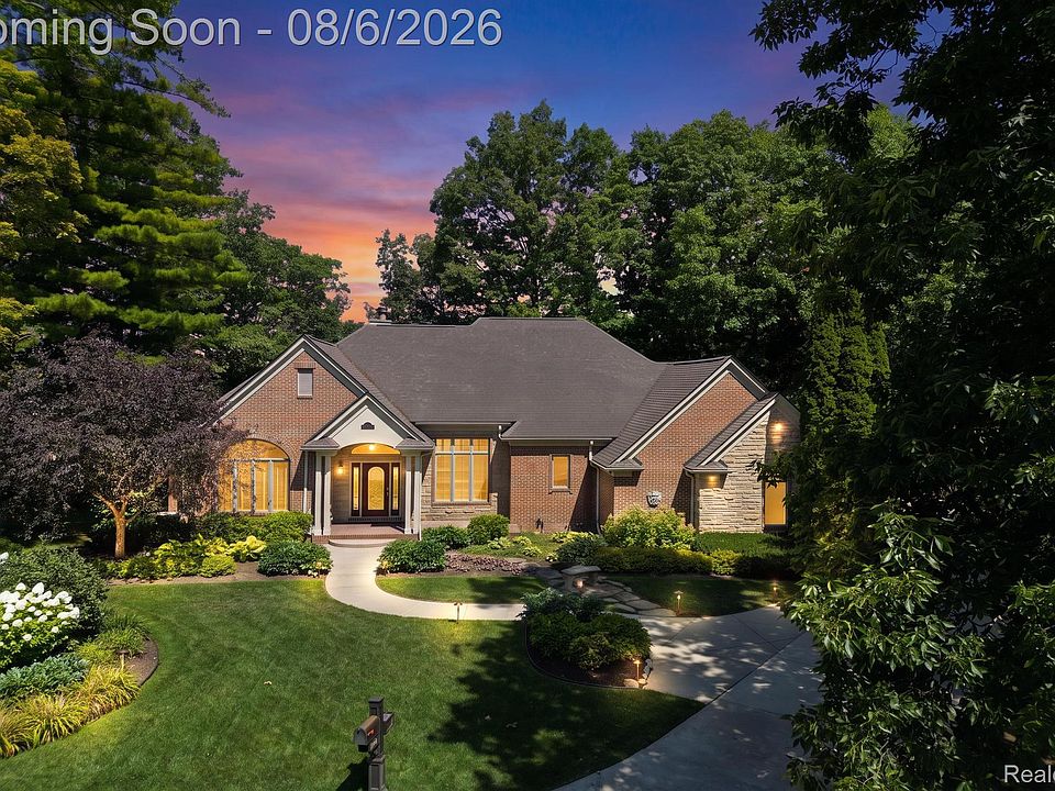 1st image of 10215 Mill Pointe Dr