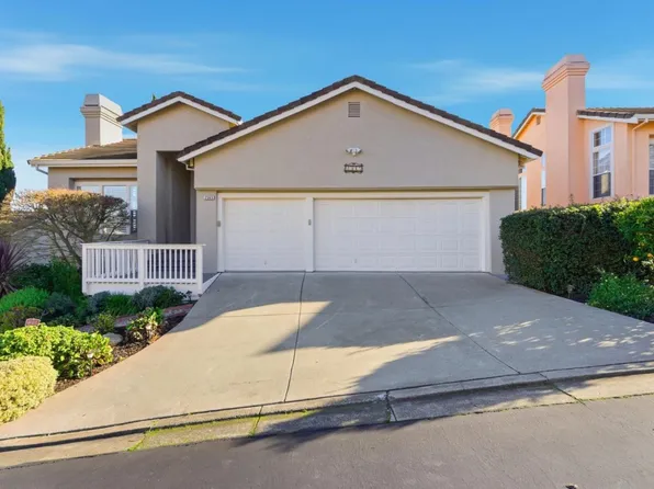 2545 Fox Ridge Dr, Castro Valley, CA 94546