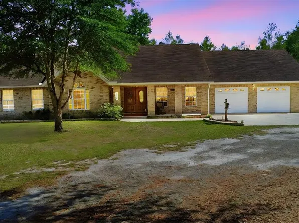 1640 Red Dog Rd, De Leon Springs, FL 32130