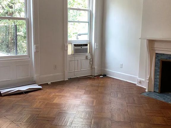 4th image of 19 E 93rd St APT 3R