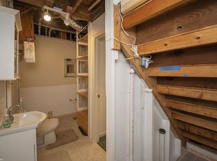 2124 Mount Tabor Rd, Blacksburg, VA 24060