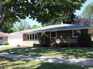 217 S Fidelis St, Appleton, WI 54915