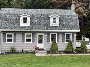 1598 Starry Ln, Effort, PA 18330