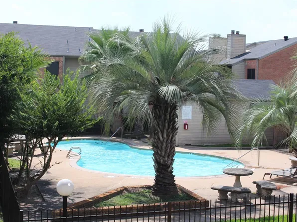 16111 Aspenglenn Dr APT 609, Houston, TX 77084