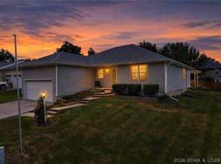 412 W Champain St, Eldon, MO 65026