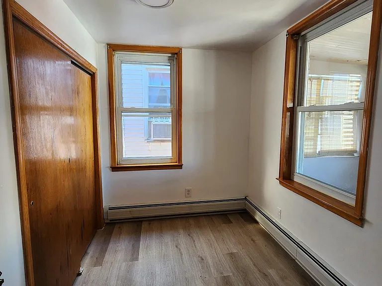 48 Lang St #2 — Photo 12