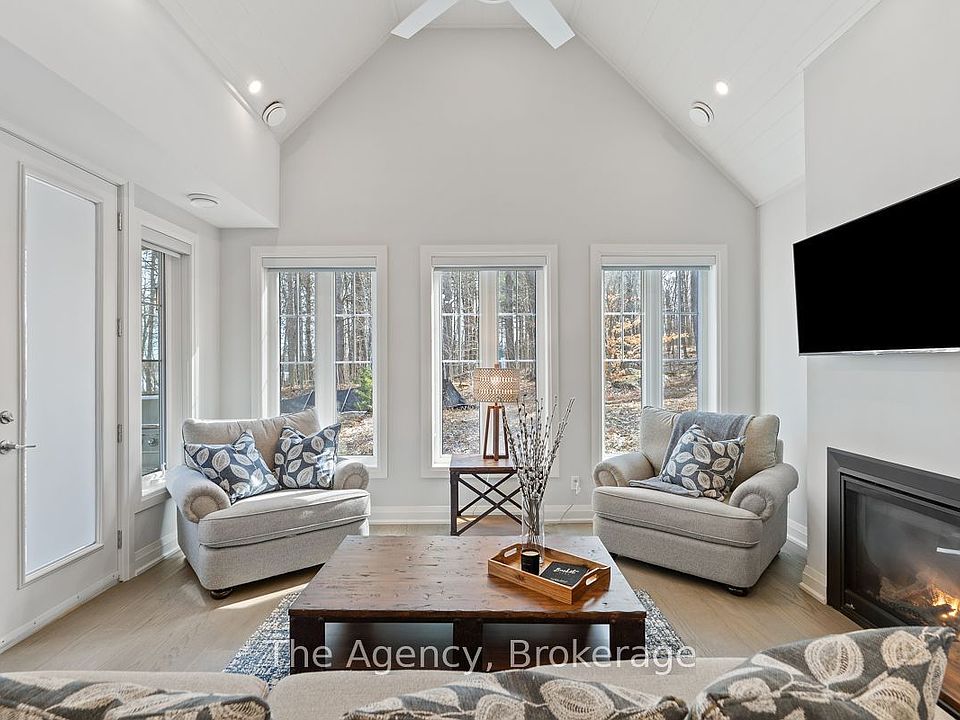 1st image of 2054 Peninsula Rd #39