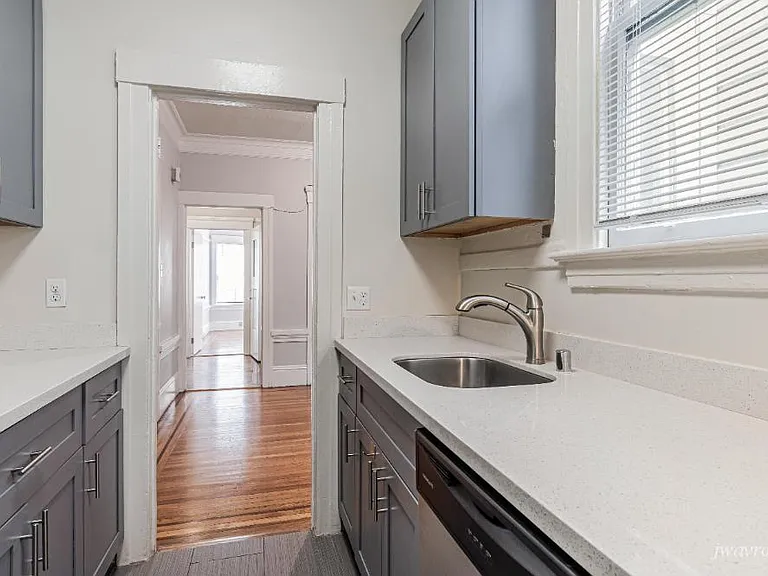 1250 Taylor St #7J — Photo 5