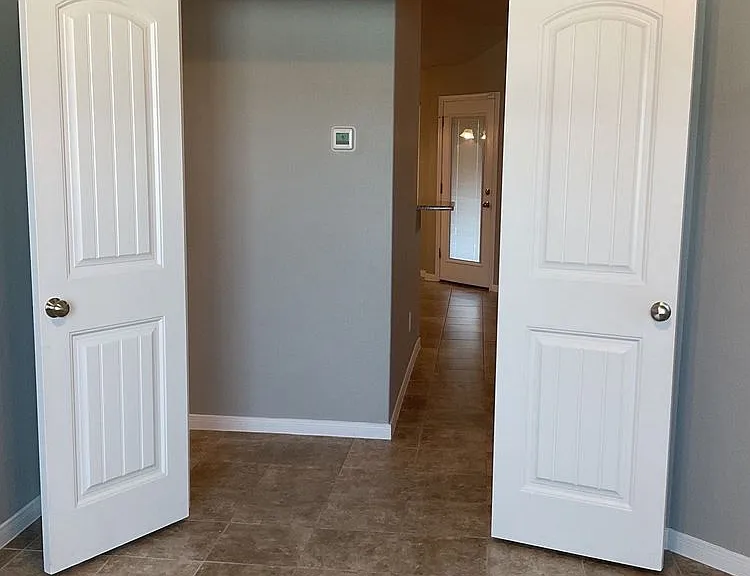 5104 Charles Loop — Photo 10