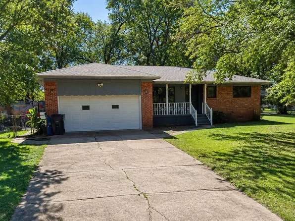 608 E 23rd St, Tishomingo, OK 73460