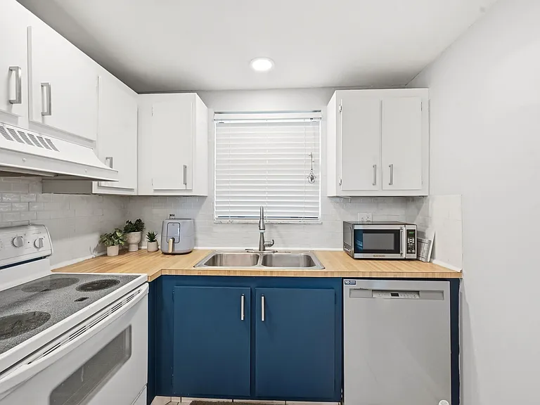 2181 W Woolbright Rd #N106 — Photo 5