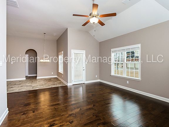 3rd image of 8466 Juanita Dr