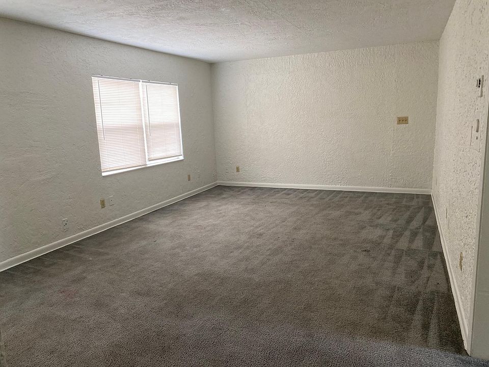 1st image of 4227 W Kennedy Blvd APT B
