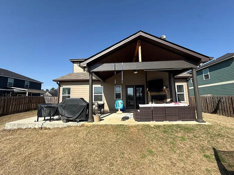 7308 Pine Chase Dr — Photo 46