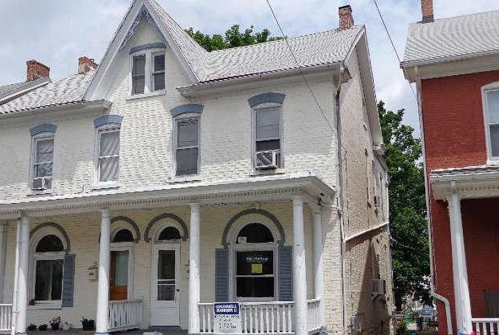 1st image of 122 Fairground Ave