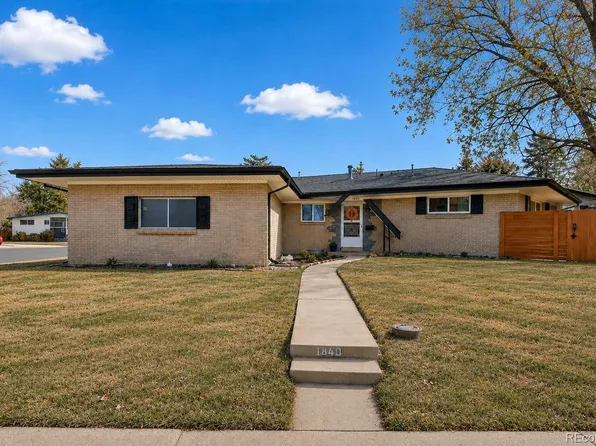 1880 S Monaco Parkway, Denver, CO 80224