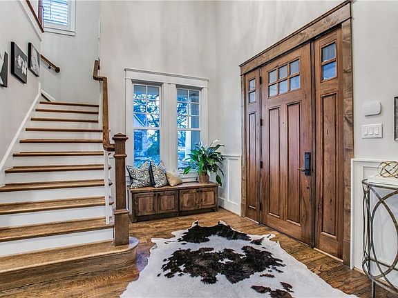 3rd image of 6002 Belmont Ave