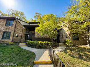 174 Amberly Dr UNIT C, Manalapan, NJ 07726