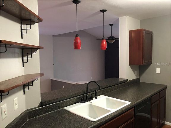 4th image of 490 N Pin Oak Pl APT 308