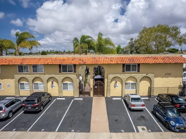 6750 Beadnell Way Unit 54, San Diego, CA 92117