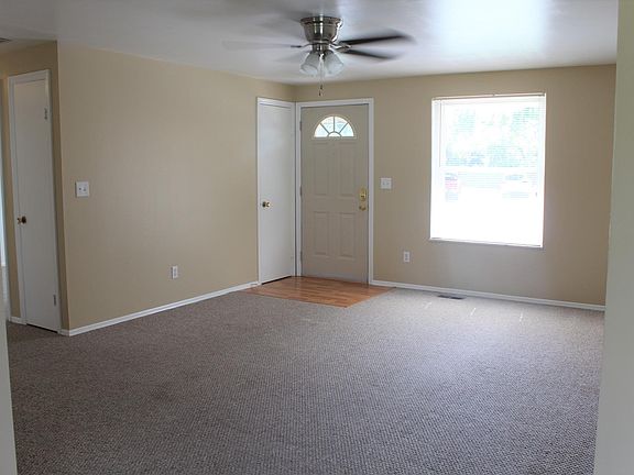 3rd image of 7341 Cedar Knolls Dr