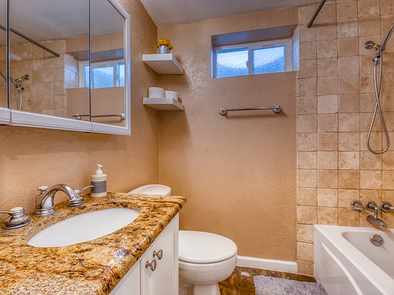 4851 W Colorado Ave — Photo 6